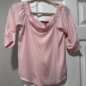 banana republic 3/4 sleeve petite xs has a stain on the front bottom right side